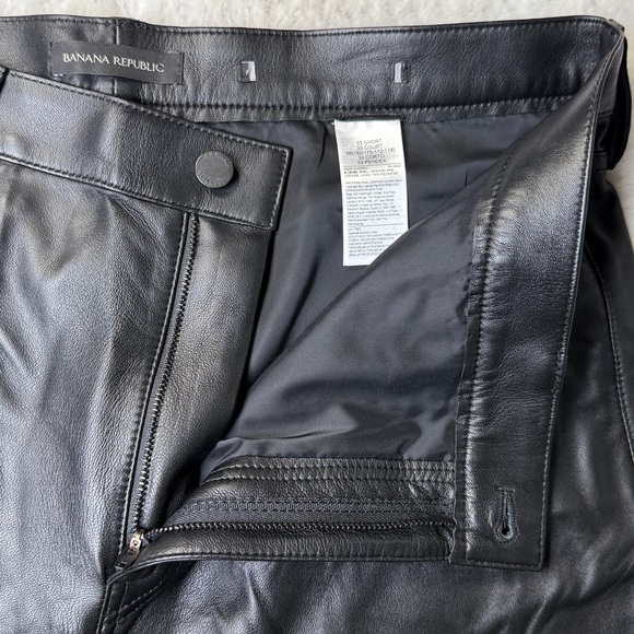 BananaRepublic Lamb Leather High Rise Straight Pant Black Actual 36” 33x25 Short - Picture 11 of 17